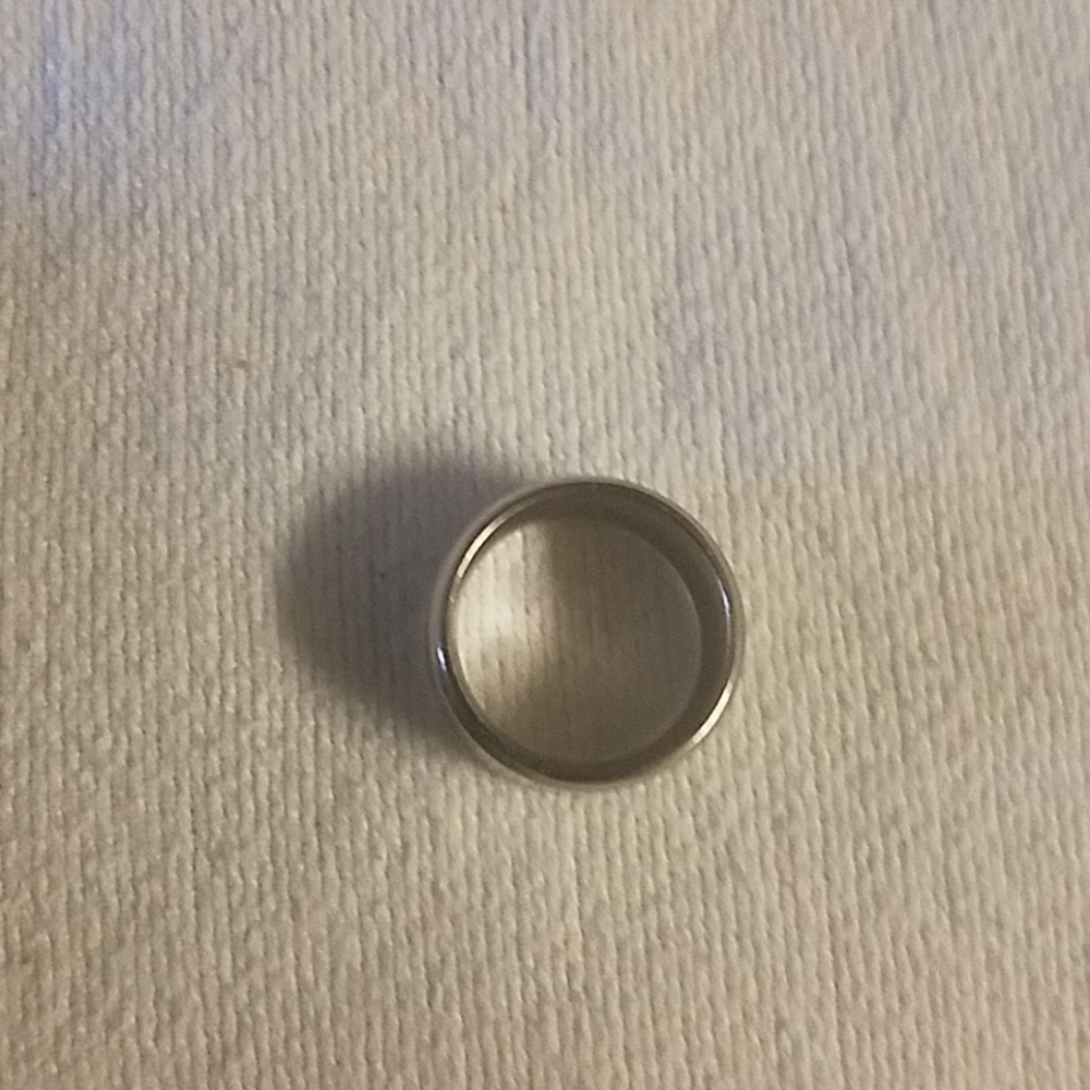 Titanium Silver Ring - Picture 3 of 3